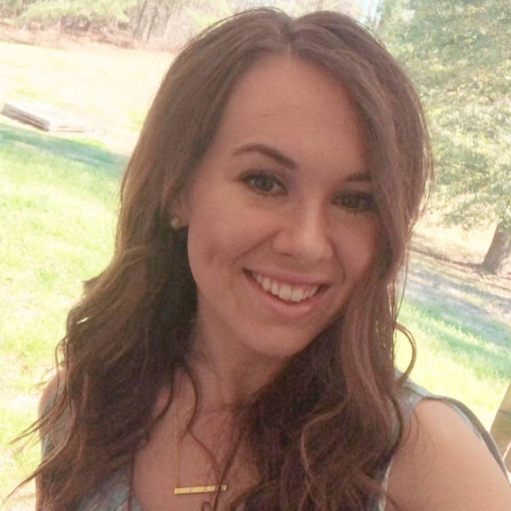 Meet your Posher, Aly